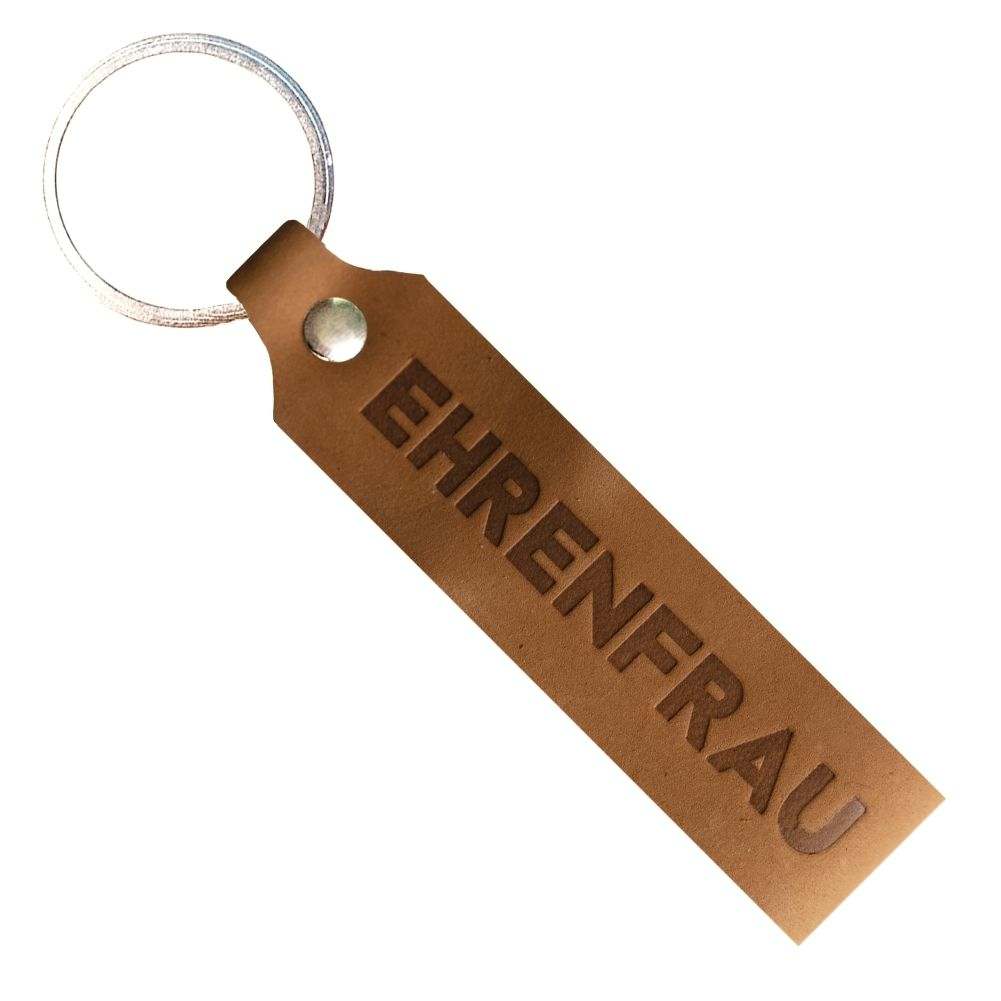 Hellbrauner ANKERPUNKT Schlüsselanhänger mit Gravur "Ehrenfrau", aus 2 mm dickem Vollrindleder, in Deutschland hergestellt.