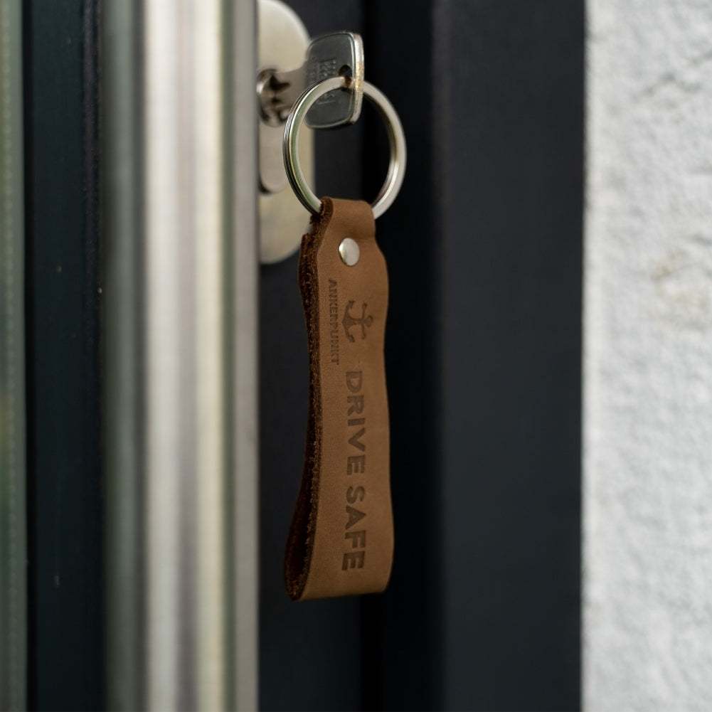 Drive Safe Schlüsselanhänger Leder Dunkelbraun - Ankerpunkt